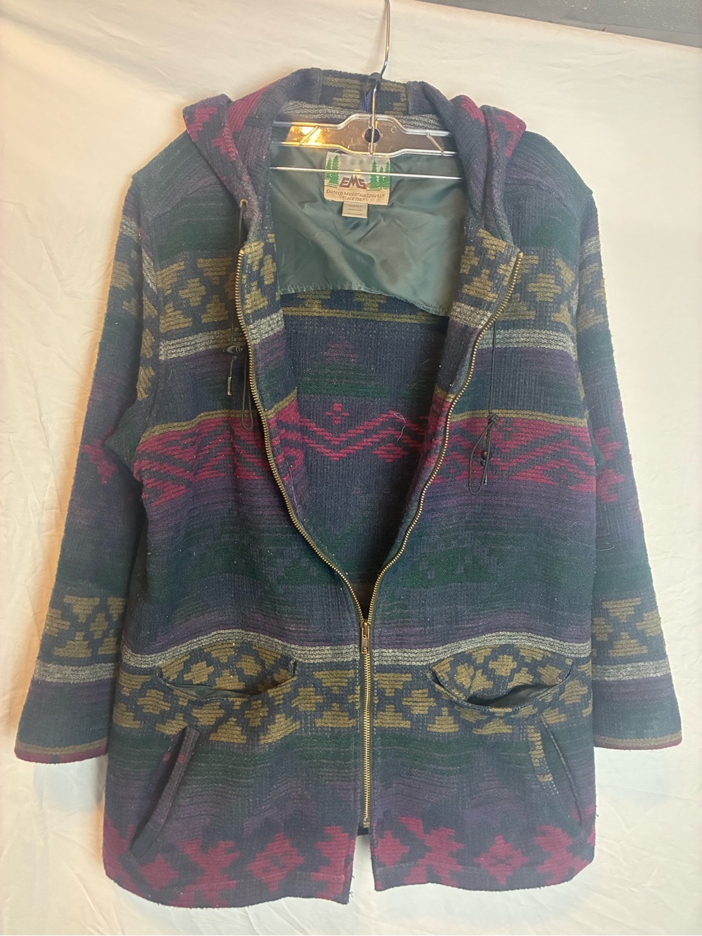 Vintage Patterned Hooded Utility Jacket in Navy, Burgundy & Olive by EMS